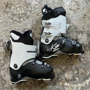 LIKE NEW - K2 BFC Women's 80 Ski Boots - 24/24.5